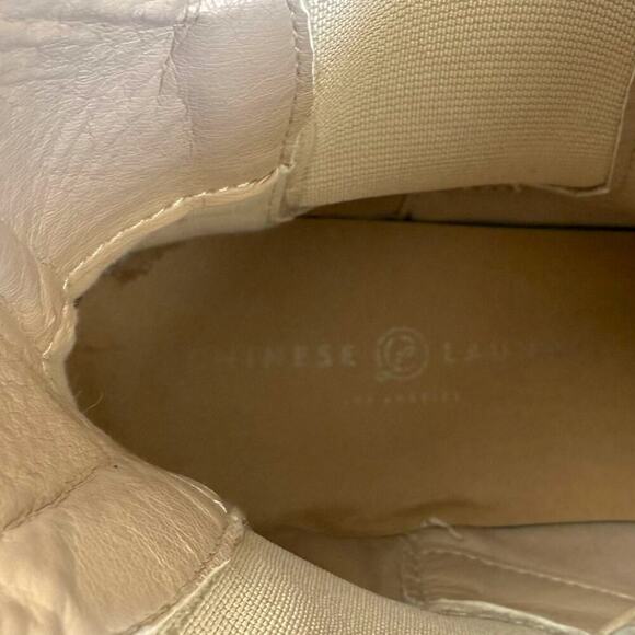 Chinese Laundry Suede Chelsea Booties Chunky Lug Sole Pullon Size 8.5 Cream - Picture 11 of 13